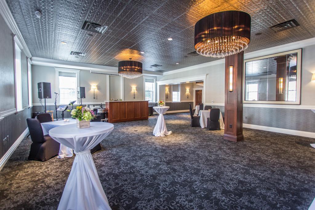 The Delafield Hotel 외부 사진