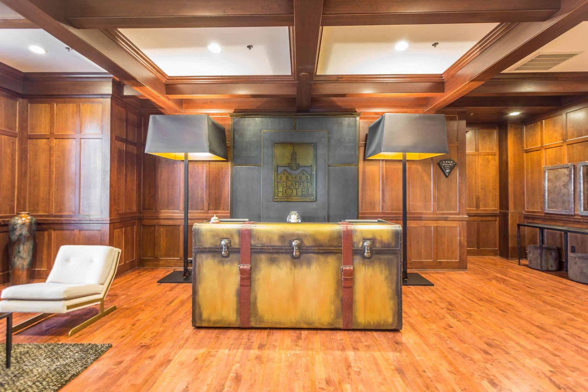 The Delafield Hotel 외부 사진